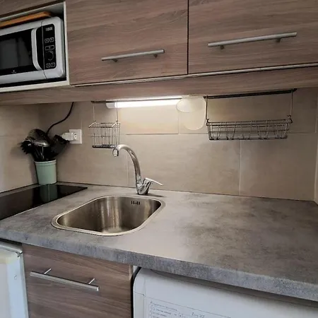 A 50 M De La Et Du Sentier Littoral Apartment Hyeres